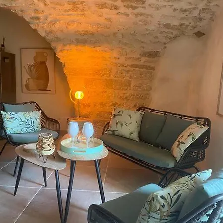 , Coeur De Village « sous Le Clocher»