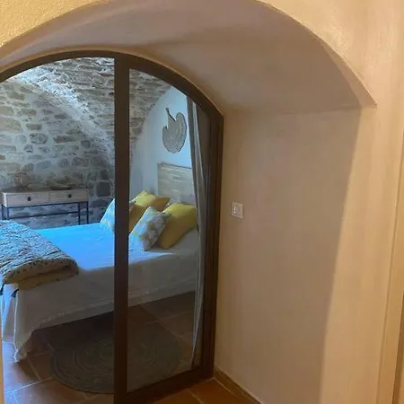 , Coeur De Village « sous Le Clocher» Pujaut