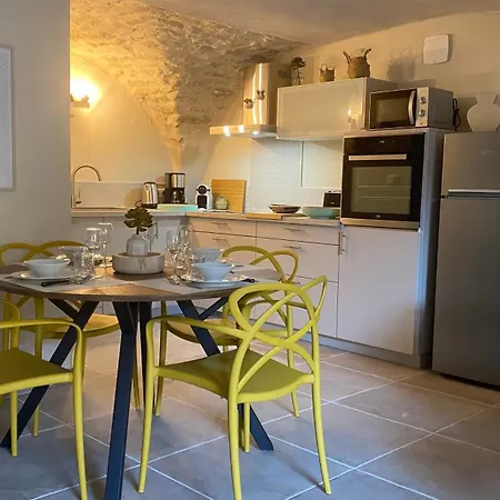 Casa vacanze , Coeur De Village « sous Le Clocher» Pujaut