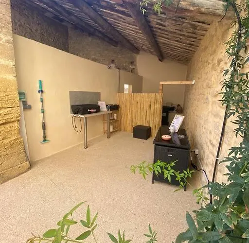 , Coeur De Village « sous Le Clocher» Дом отдыха *