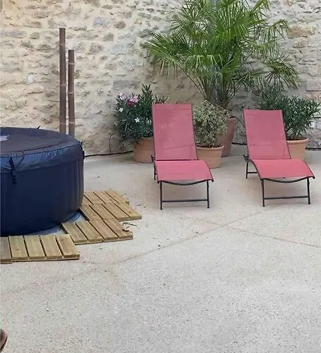 , Coeur De Village « sous Le Clocher» Дом отдыха