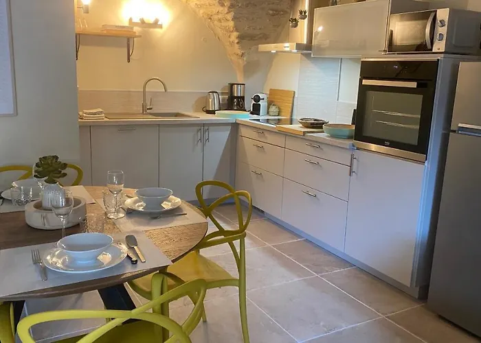, Coeur De Village « sous Le Clocher»