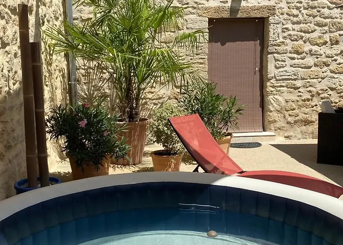 Дом отдыха , Coeur De Village « sous Le Clocher» *